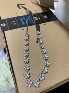 ローラアシュレイ　LAURA ASHLEY フラワー　花　ネックレス