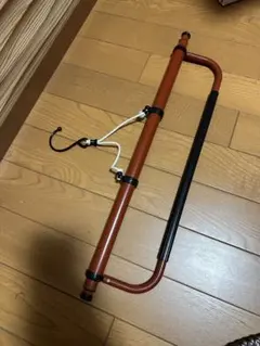 伸縮式赤茶色着物ハンガー