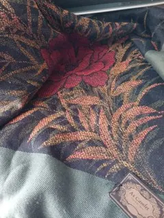 新品　日本製花柄ストール