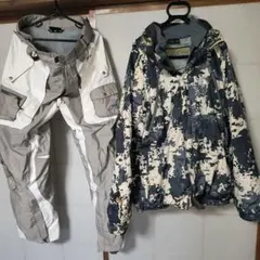 Item thumbnail for item b503a1ab-98e4-4aa0-8ad5-0d615e65ad92