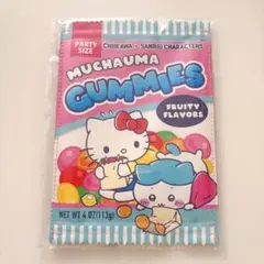 ちいかわ×サンリオ スーパーマーケットなスナックポーチ ハチワレとハローキティ