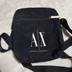 Armani Exchange ブラック ショルダーバッグ