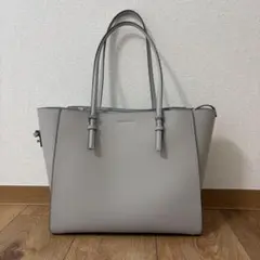 CHARLES & KEITH クラシックダブルハンドルトートバッグ　グレーのサムネイル