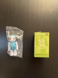 ベアブリック シリーズ49 ARTIST アイマイナ カード付き