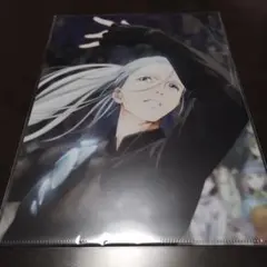 ユーリ！！！ on ICE クリアファイル ヴィクトル・ニキフォロフ - メルカリ