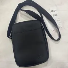 新品未使用】LACOSTE ショルダーバッグ NH2341H ブラック - メルカリ