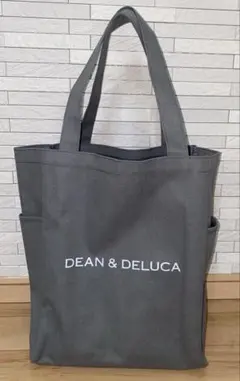 DEAN & DELUCA グレー キャンバス地風固めトートバッグ大 即購入可能