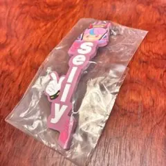 CrazyRaccoon CR RAS 一番くじ ネームラバーチャーム - メルカリ
