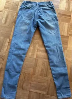 Item thumbnail for item 20121262-f7d4-4bd2-b04f-a5be8db0c6bf