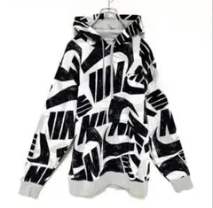 nike プルオーバー パーカー