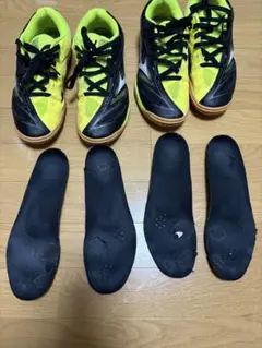 中古　ミズノ　ウェーブメダル6 25cm 2足セット