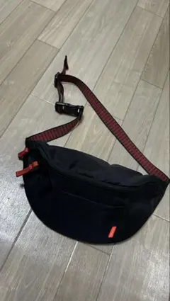 familiar ボディバッグ 黒