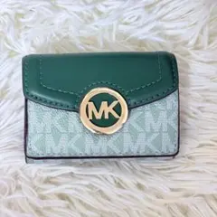 Item thumbnail for item dcb08a5b-d48c-482f-8eb3-24ee0cd3d562