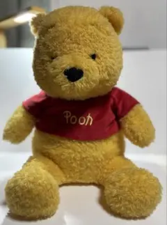 くまのプーさん ぬいぐるみ 赤いシャツ