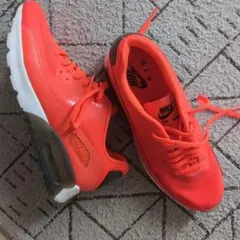 Nike Air Max ネオンオレンジ スニーカー