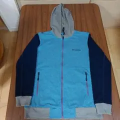 コロンビア　ジップアップパーカー　人気カラー　Mサイズ