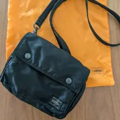 PORTER ブラック ショルダーバッグ　TANKER　タンカー