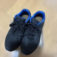 PUMA スニーカー ブラック ブルー　27㎝のサムネイル