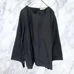 13283 マンゴ チュニック ブラウス 黒 M サイドリボン ロールアップ古着