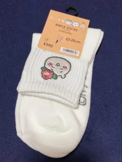 ちいかわ　GU 靴下　白　ホワイトのサムネイル