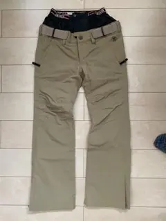 スノボパンツ ウェア