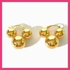 ゴールドディズニーキャラ　金色ピアス　旅行　通学　レディース　可愛い