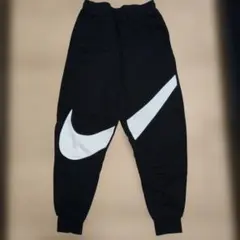 Item thumbnail for item 35fb659e-d6cb-4b91-b0bc-9fe5395afd77