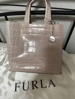 【美品】FURLA クロコ型押し トートバッグ　ハンドバッグ　ピンクベージュのサムネイル