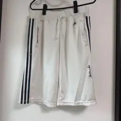 adidas ハーフパンツ ホワイト