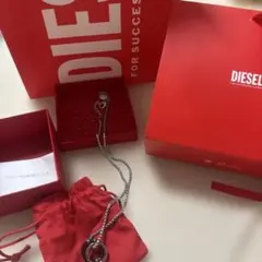 DIESEL シルバー リング付きネックレス ギフトボックスとショッパー、箱付き