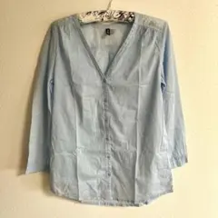 H&M DIVIDED 長袖シャツ ライトブルー EUR38のサムネイル