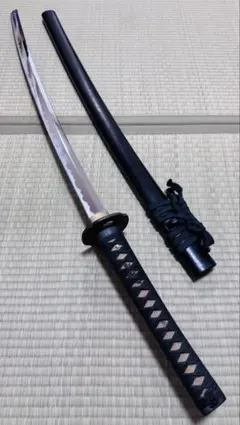 【260802-3】 模造刀 竹拵え 高級 本鮫皮使用 木製柄 鉄鍔 本拵えのサムネイル