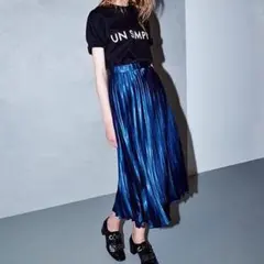 最終値下げ！！《未使用》UN3D. コンセプトTシャツのサムネイル