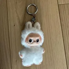 ラブブ　イニシャルキーホルダー