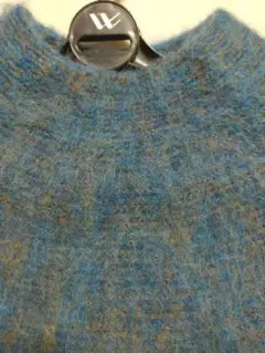 ユニクロ　混じり毛糸　ラグランスリーブセーター