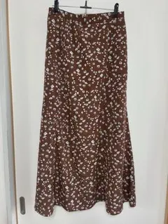 しまむら　MUMU 花柄　ロングフレアスカート　ブラウン　Lサイズ