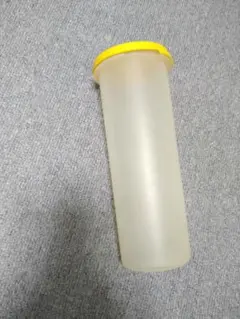 Tupperware 食品保存容器 イエローのサムネイル