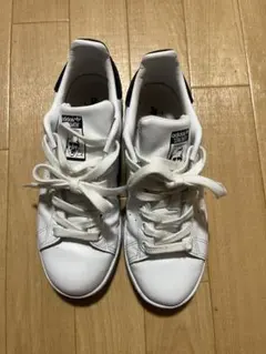 adidas Stan Smith ホワイト/ネイビー/23