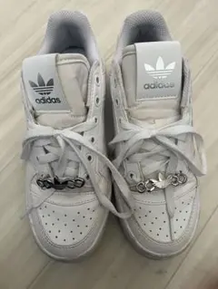 adidas スニーカー　厚底　23.0センチ