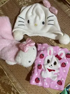 サンリオ　希少品　ハローキティ マフラーキャップ　レア　ヴィンテージ サンリオ 希少品 ハローキティ マフラーキャップ レア ヴィンテージ