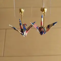 折り紙ピアス 折り鶴