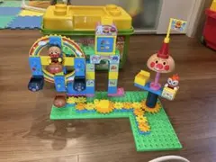 アンパンマン　おおきな観覧車のくるくる遊園地ブロックバケツ