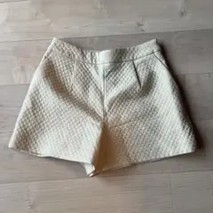 ショートパンツのサムネイル