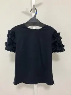 新品⭐️完売品 ラッフルフリルポンチカットソー アベニールエトワール