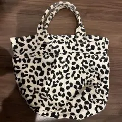 最終値下げ　LOWRYS FARM ローリーズファーム トートバッグ