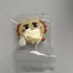 ちいかわ　はさむんです　バンダイ　ガシャポン　シーサー