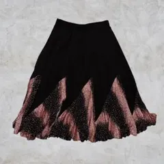 フレアスカート　ラメ　ブラック　ピンク　ギミック　上品　綺麗め