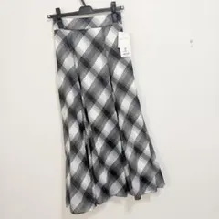 ジルバイジルスチュアート オリジナルシアーチェックスカート34