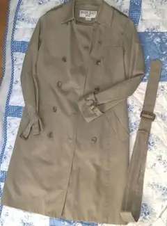 【最終お値下げ】ナチュラルビューティー　トレンチコート