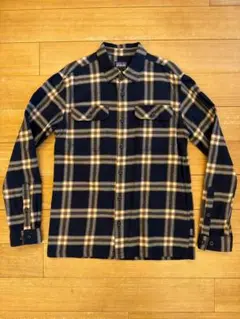 パタゴニア ライトウェイト・フィヨルド・フランネル・シャツ Sサイズ